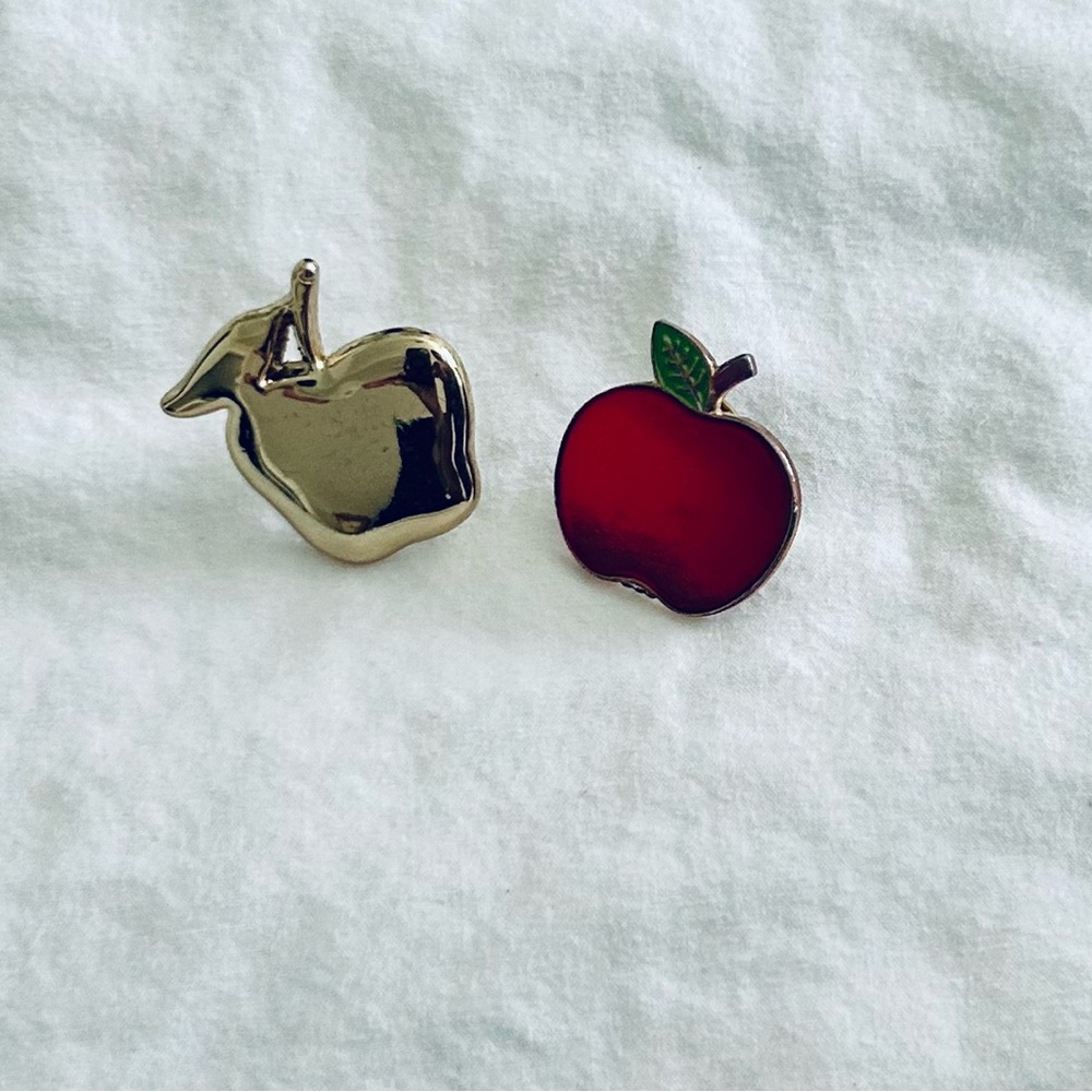 Gold and Red New York Big Apple Pins